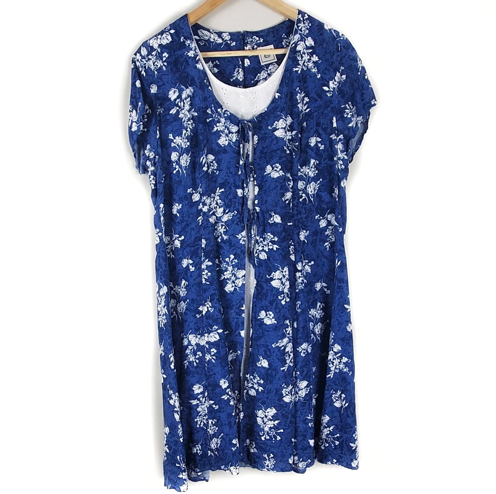 C&A Tie Front Floral Eyelet Dress Size Large